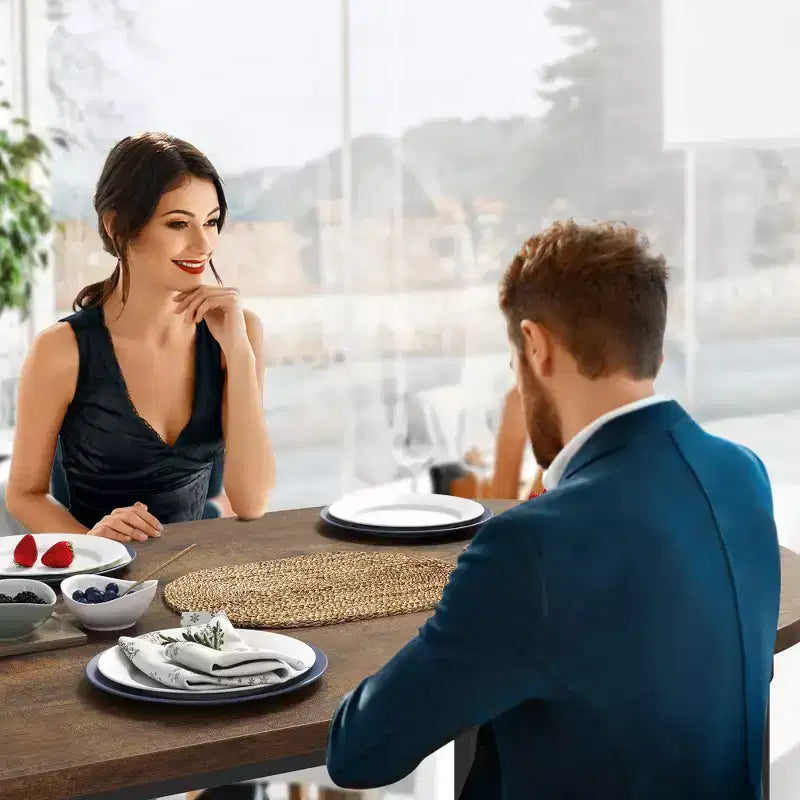 Ensemble table et chaises de bar rétro pour 2 avec casier à vin et porte-verres, ensemble table de bar hauteur comptoir avec étagère de rangement ouverte, table de salle à manger de cuisine