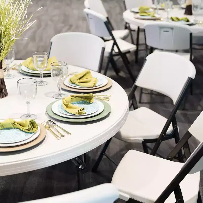 Ensemble table et chaises rondes Lifetime de 60 pouces