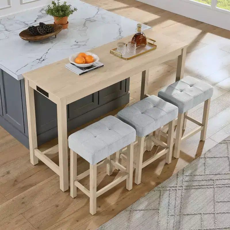 Ensemble de table à manger et de tabourets de bar Okak 4 pièces de style ferme pour cuisine, salle à manger, ensemble de table de petit-déjeuner en bois massif avec prise de courant