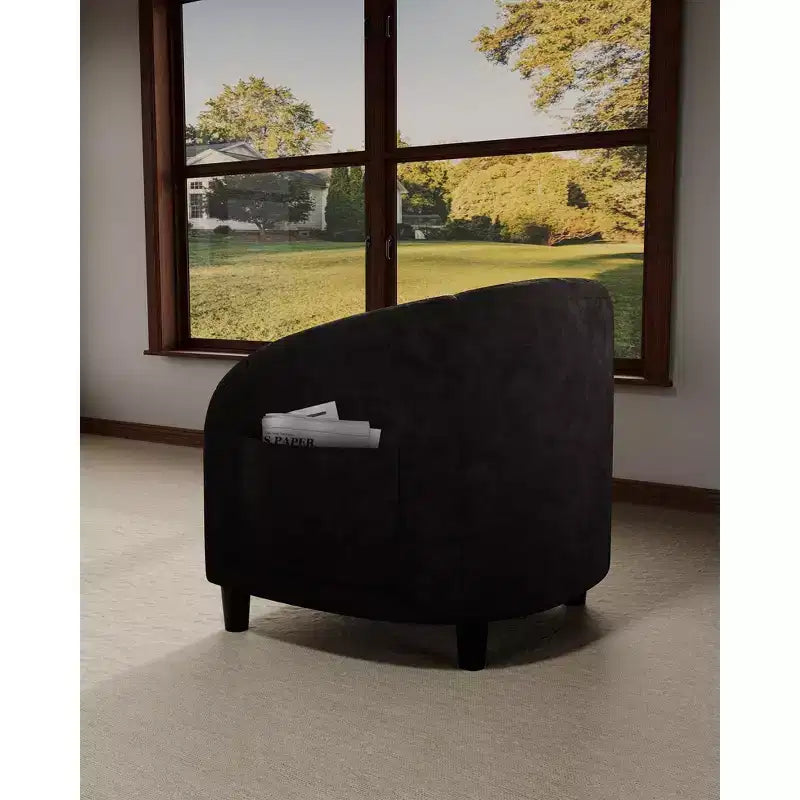 Fauteuil club 28 en velours avec dossier en U, accoudoirs incurvés et assise rembourrée douce pour salon et chambre