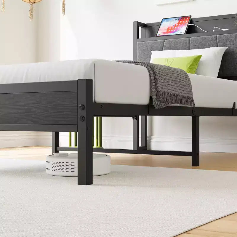 Cadre de lit double avec tête de lit de rangement et station de recharge, pas besoin de sommier tapissier pour chambre à coucher