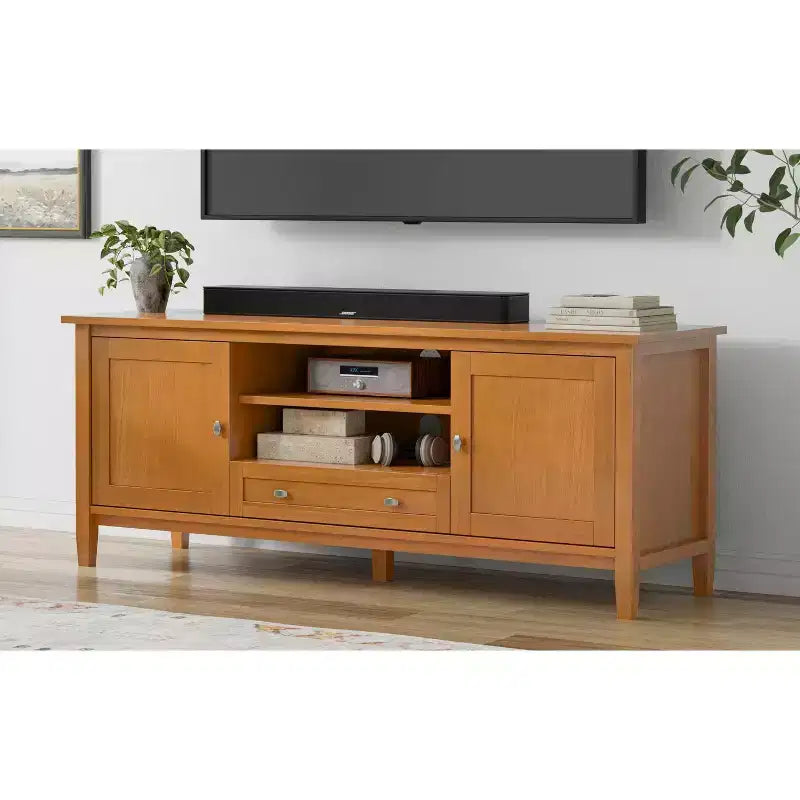 Meuble TV bas Mid-Century Modern en bois massif de 72 po de large, en noyer, pour téléviseurs jusqu'à 80 po